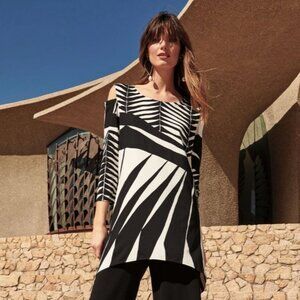 Caroline Rose Gone Wild Cold Shoulder Asymmetrical Hem Black White Tunic Top S